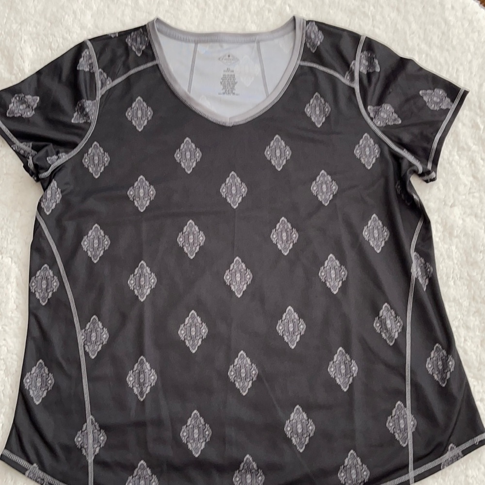 St John’s Bay Active Top